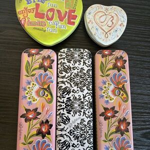 Brighton vintage tins - set of 5